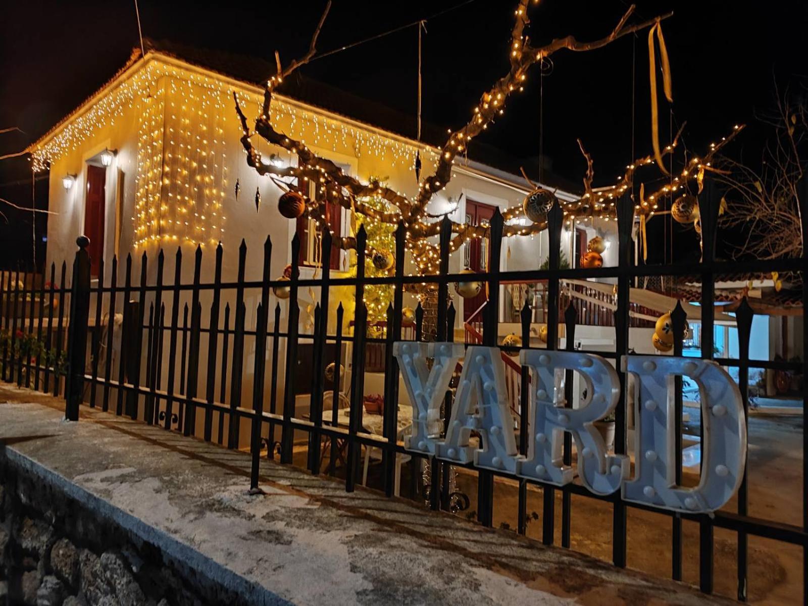 Rooms In Yard Corinth Екстер'єр фото